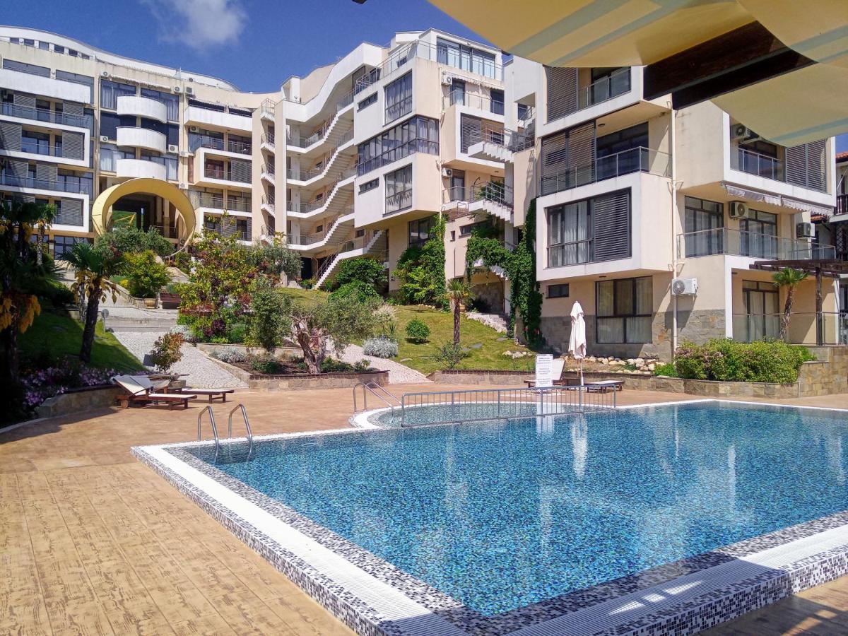Dolce Vita II Waterfront Sunset Sea View Luxury Apartament Sveti Vlas Exterior photo